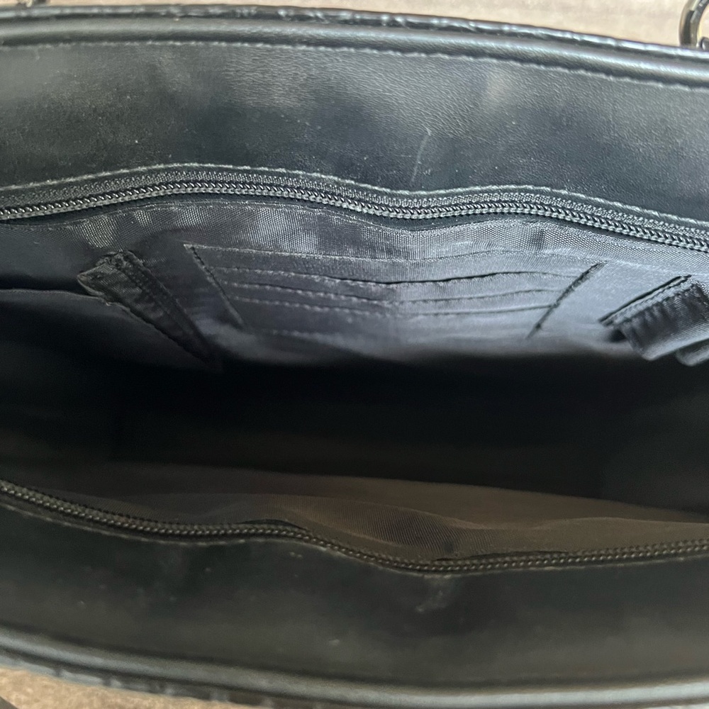 Targus Crocodile Embossed Computer Bag - image 2